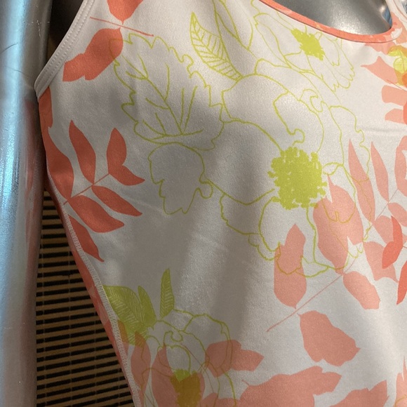 Lululemon Floral Tank Top - Picture 6 of 7